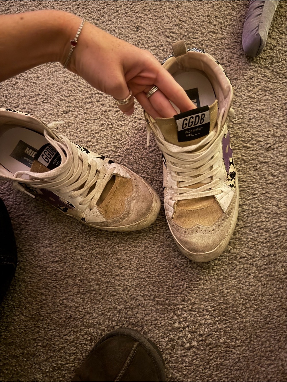GOLDEN GOOSE!! Style Lace-Up Sneakers with Purple Star - Picture 4 of 7